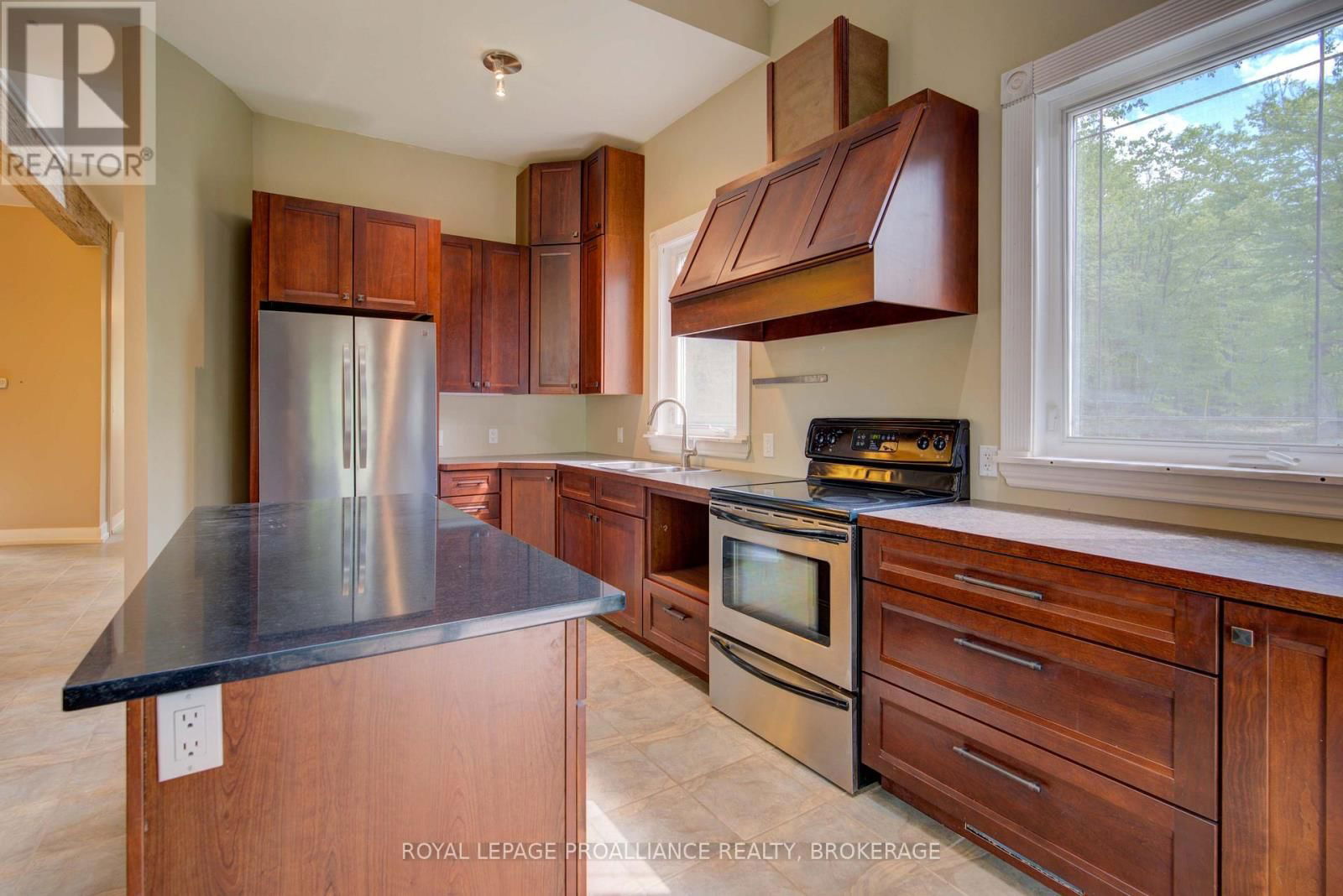 124 GRANITE HILLS Image 15
