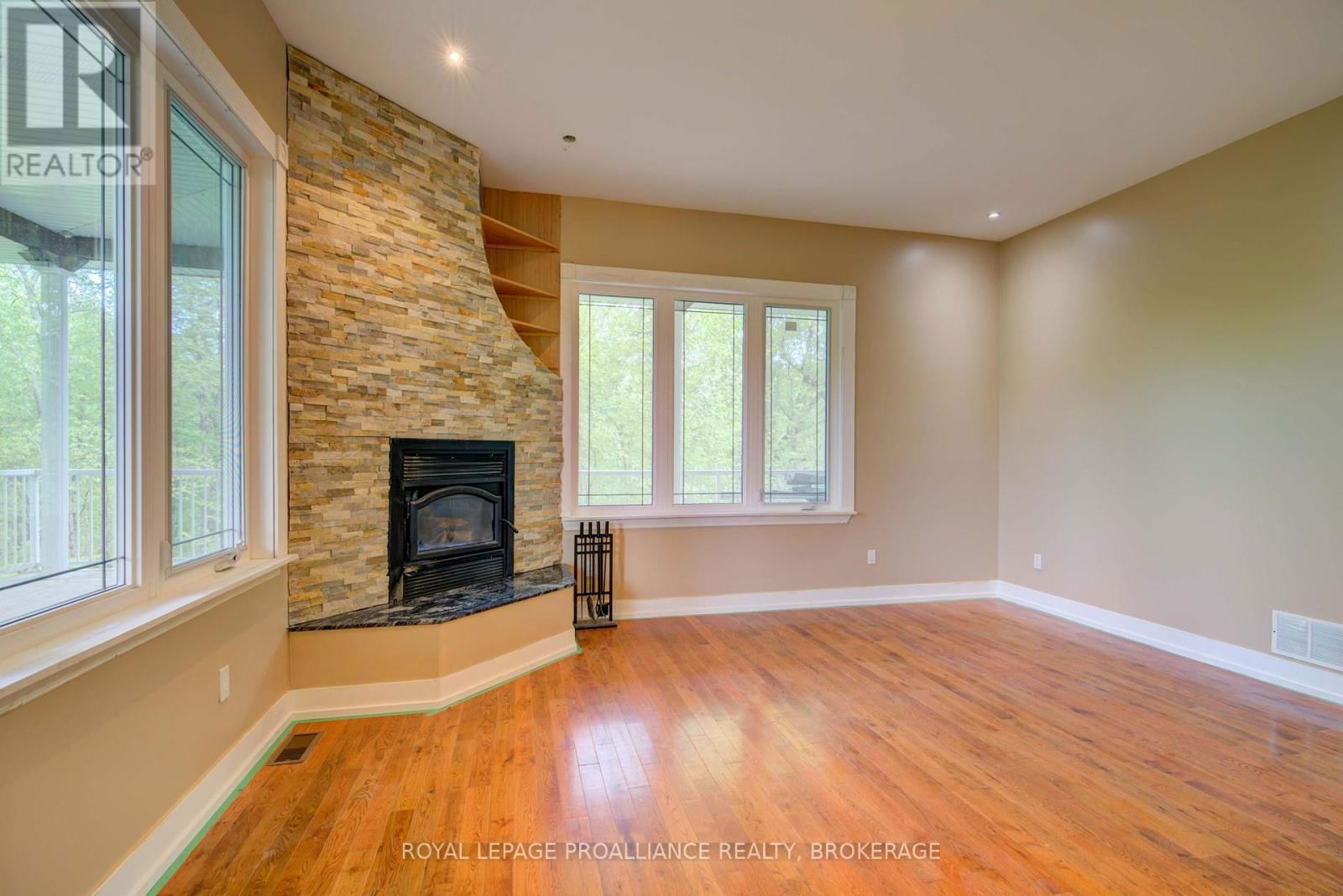 124 GRANITE HILLS Image 20