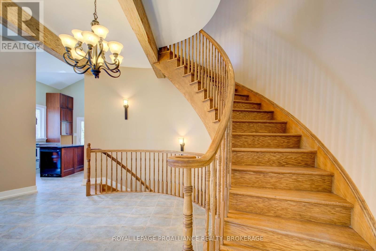 124 GRANITE HILLS Image 30