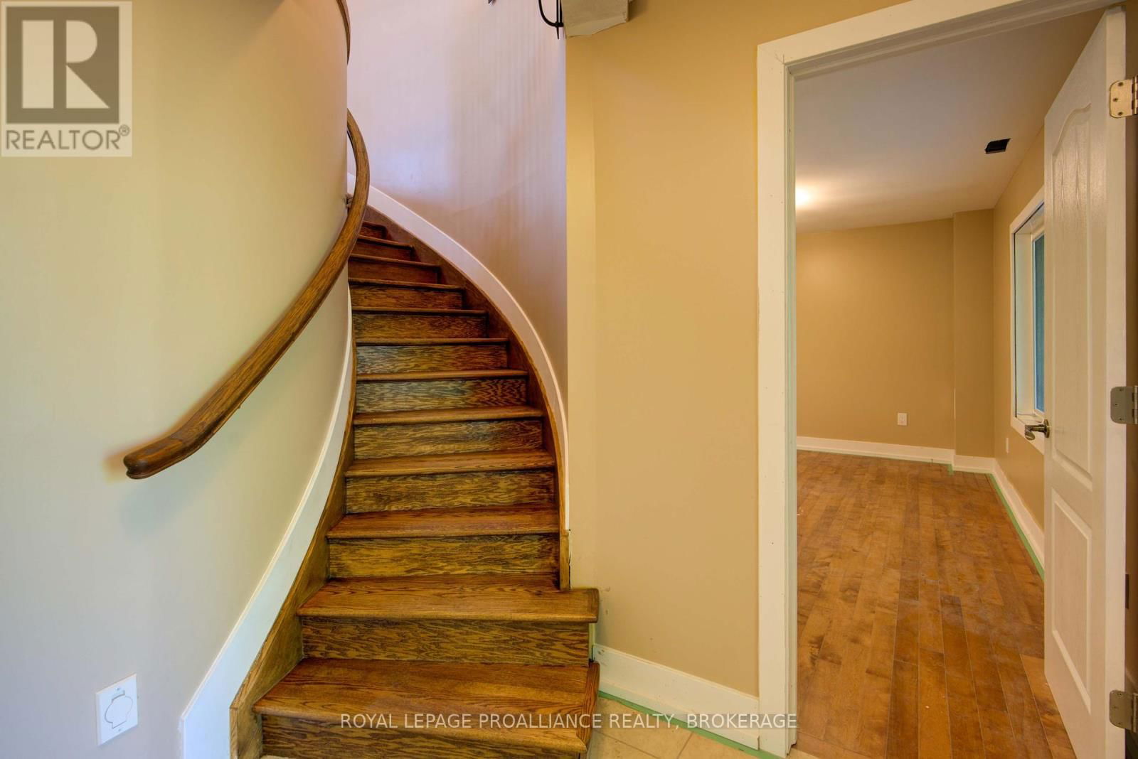 124 GRANITE HILLS Image 40