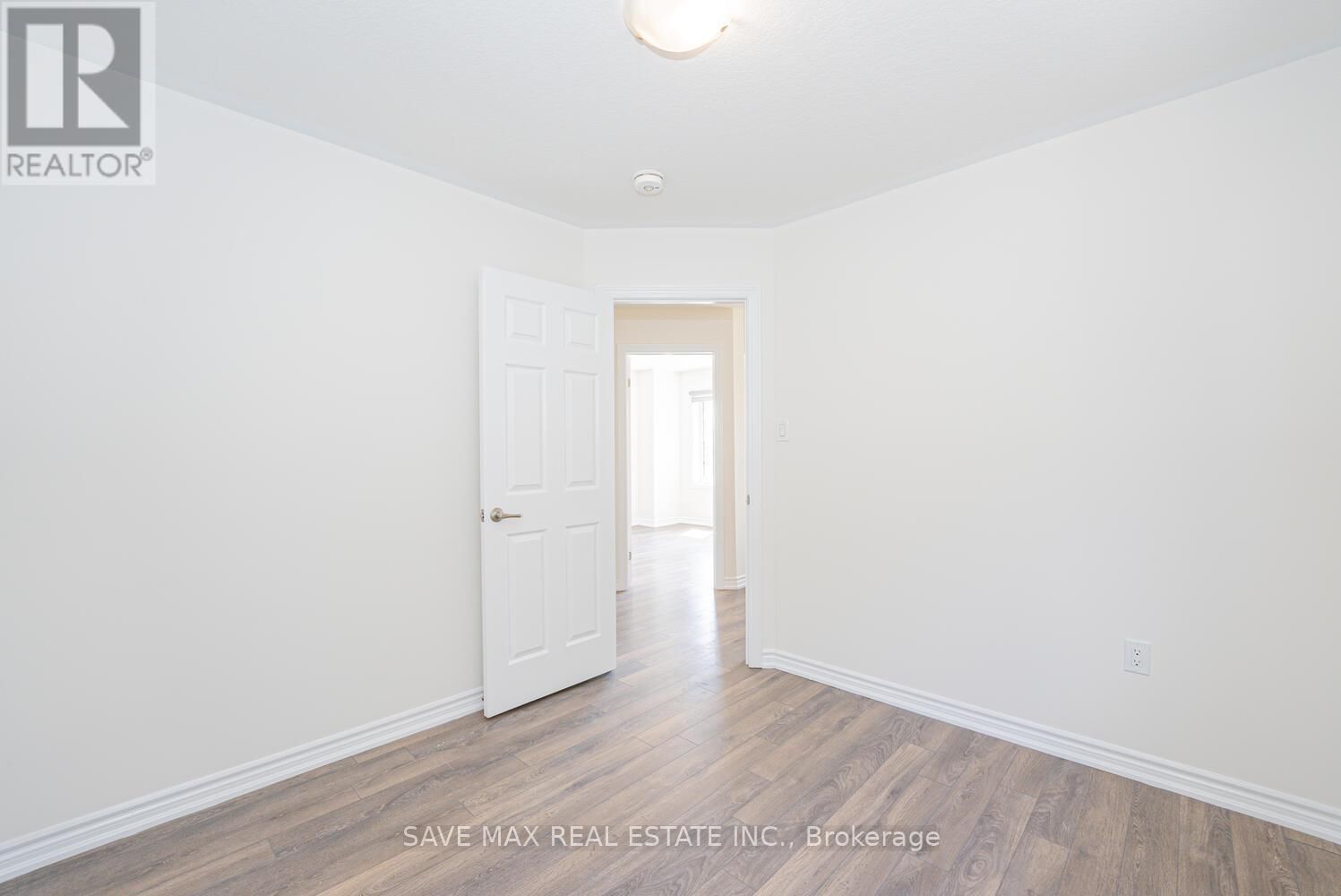 4 TARRISON STREET SOUTH Image 29
