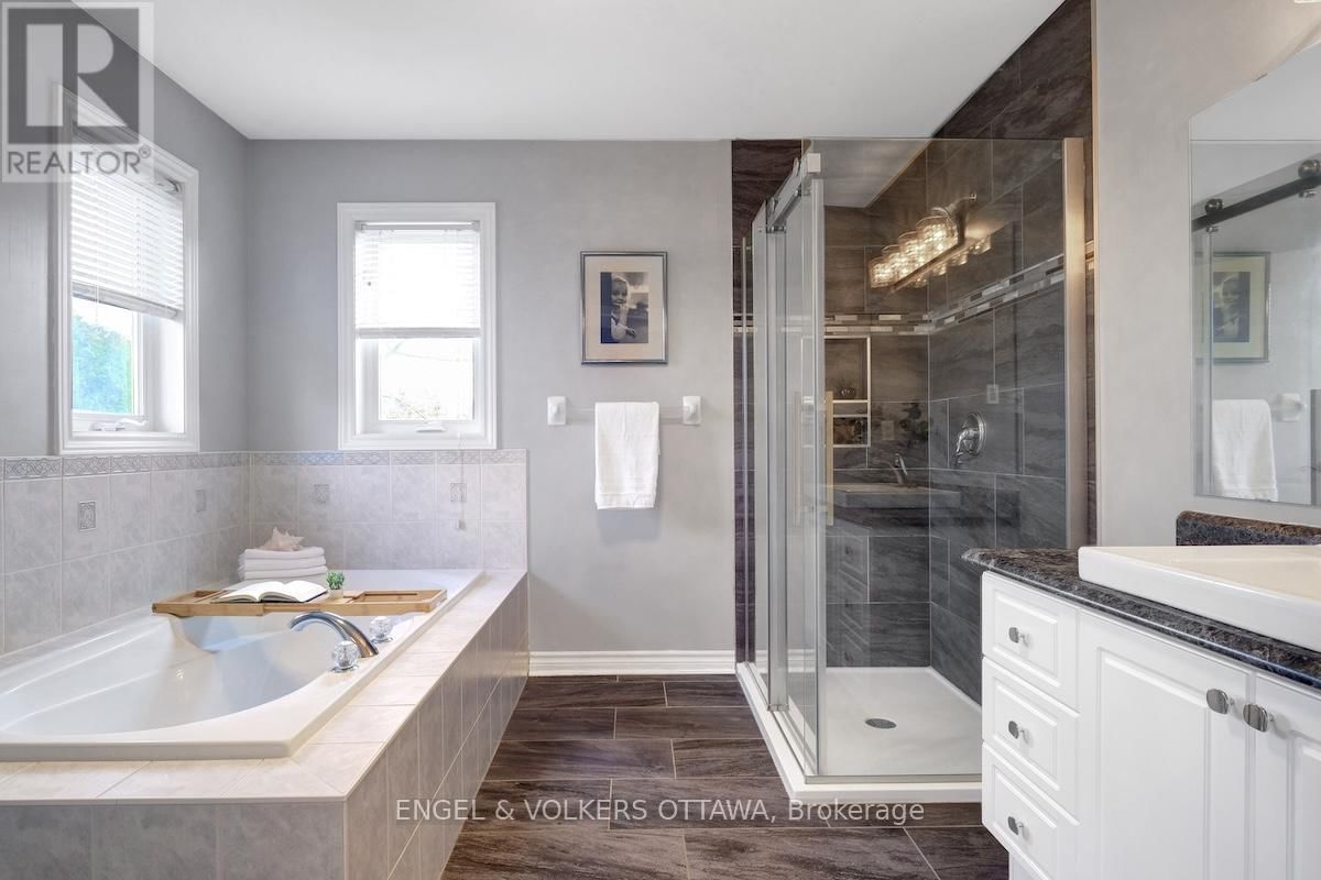 59 FRONTENAC BOULEVARD Image 26
