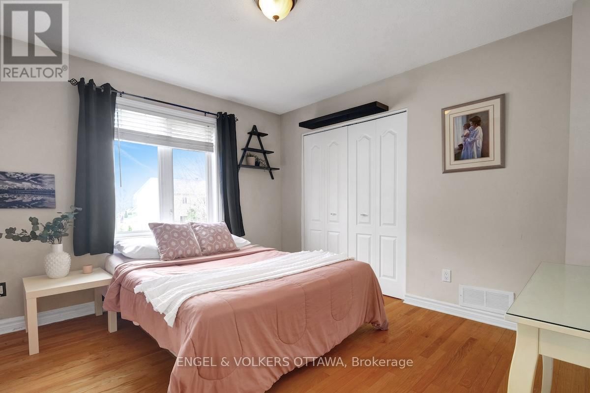 59 FRONTENAC BOULEVARD Image 31