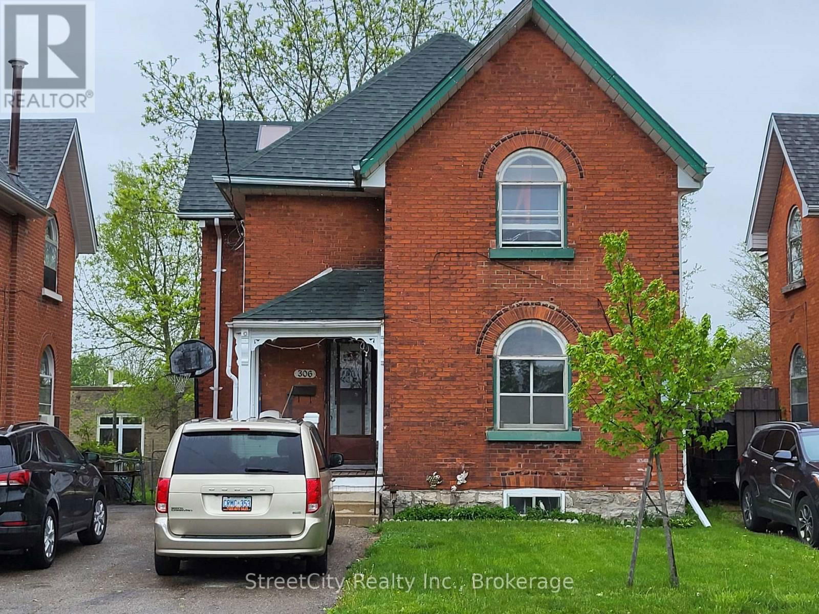 306 DOURO STREET Image 1