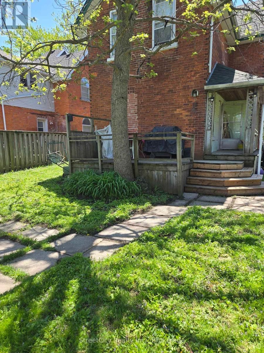 306 DOURO STREET Image 3