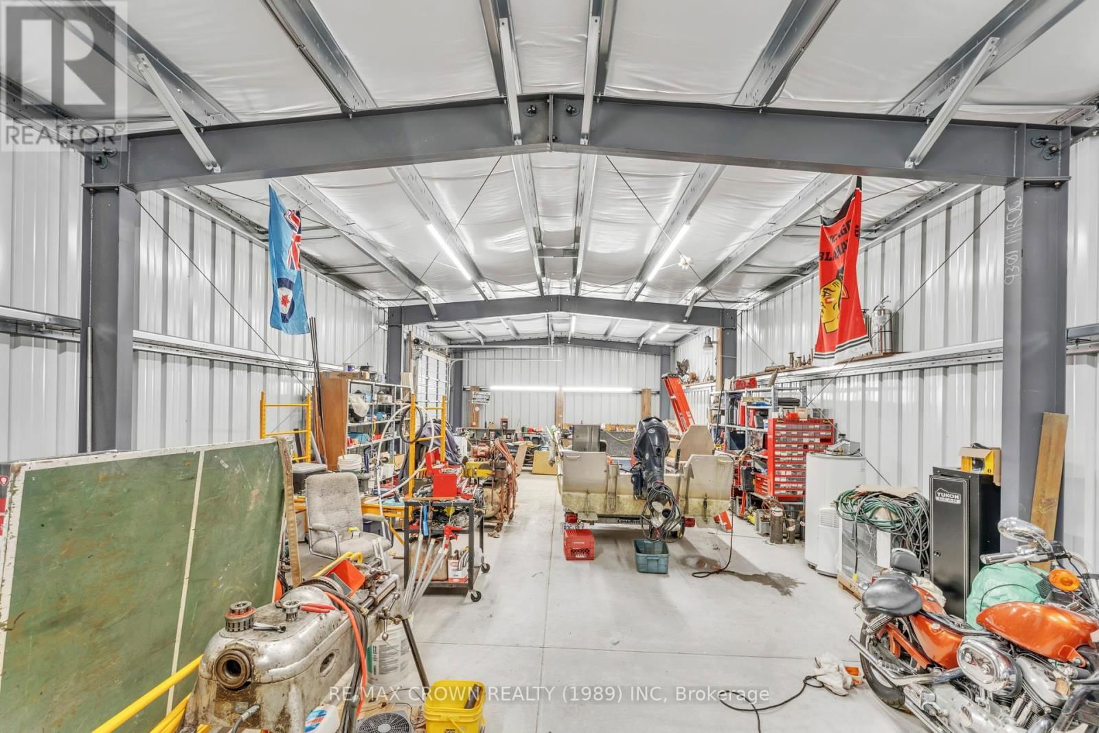 300 WIDDIFIELD STATION ROAD Image 14