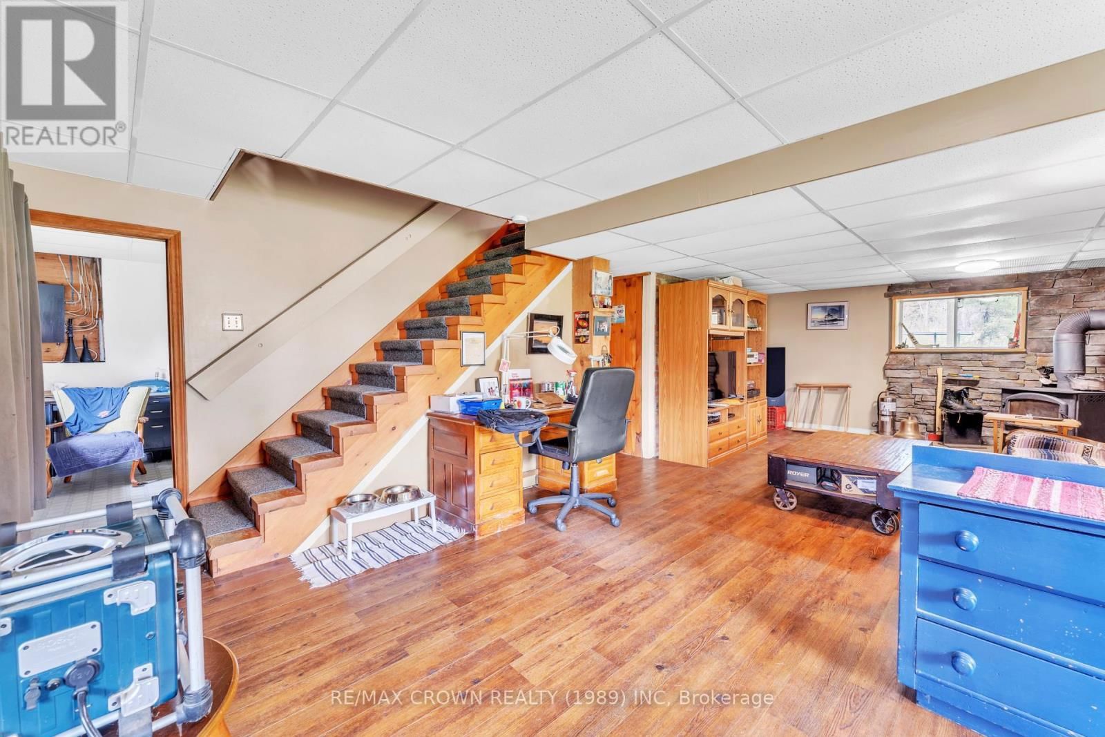 300 WIDDIFIELD STATION ROAD Image 15