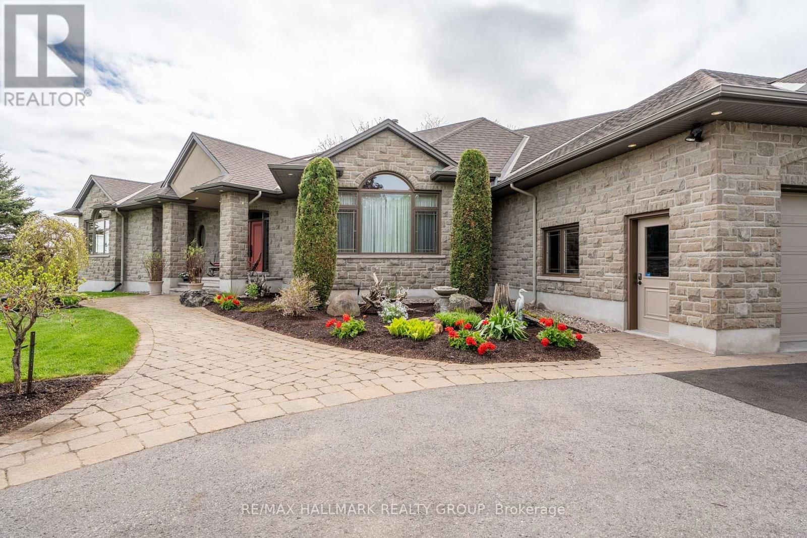 6980 MANSFIELD ROAD Image 8