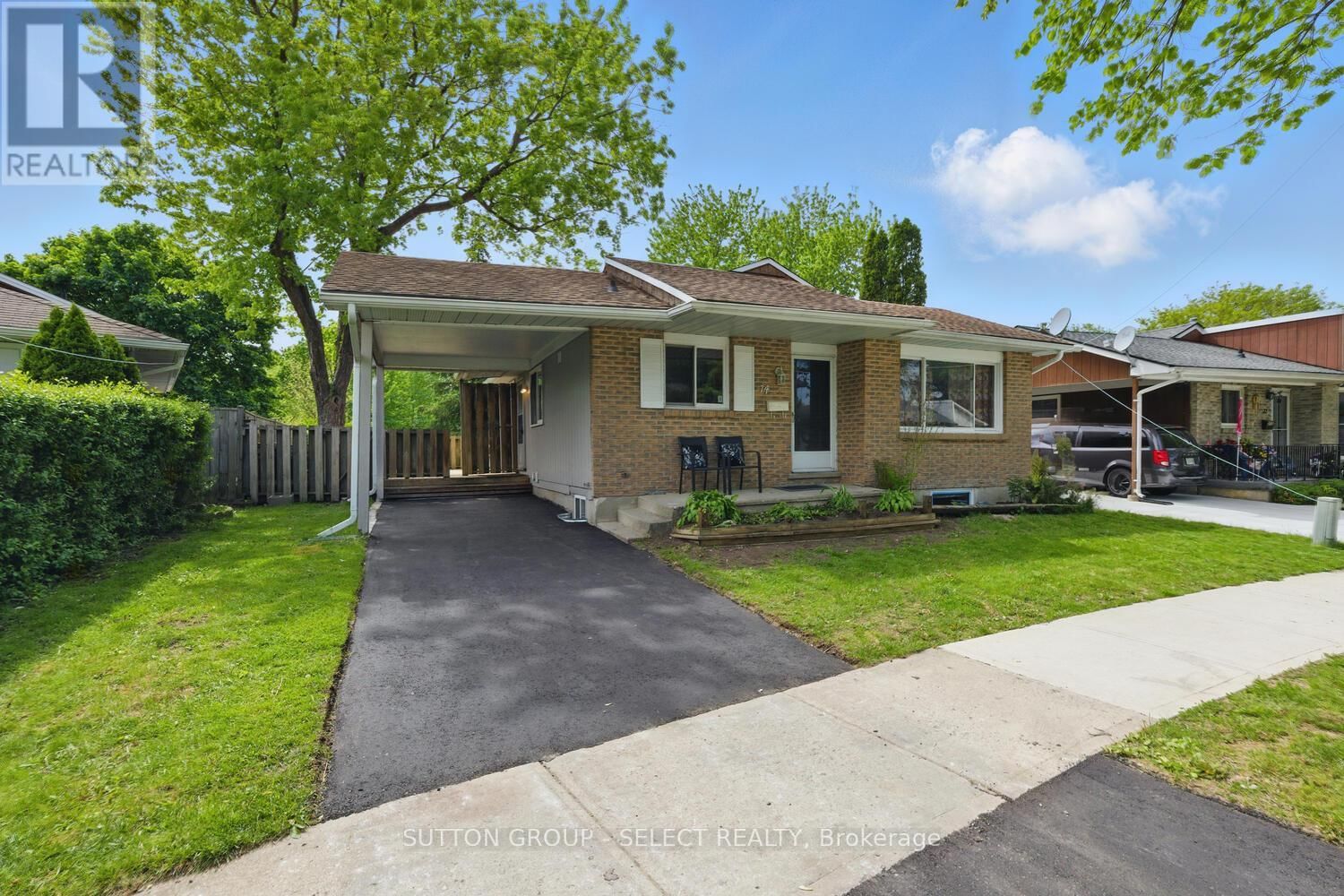74 ARCHER CRESCENT Image 1
