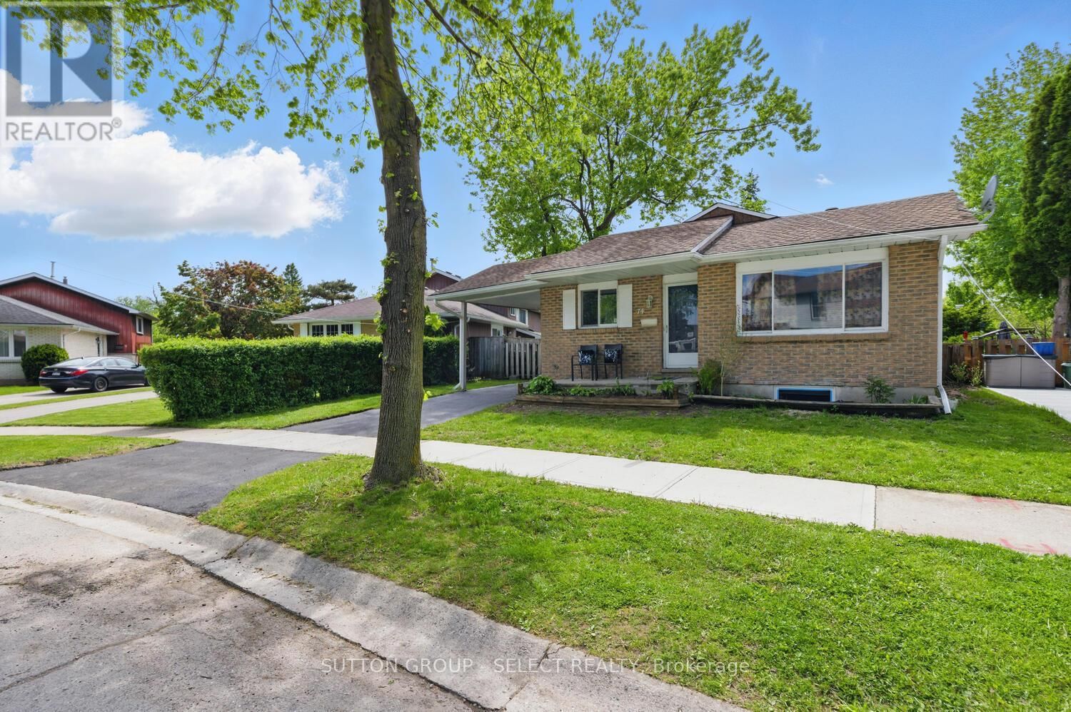 74 ARCHER CRESCENT Image 2
