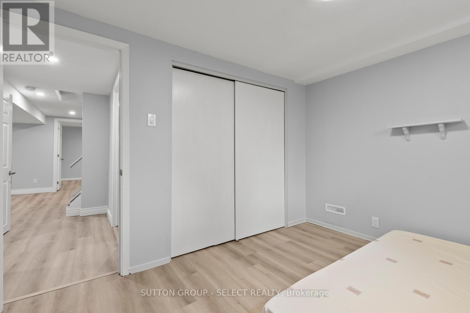 74 ARCHER CRESCENT Image 37