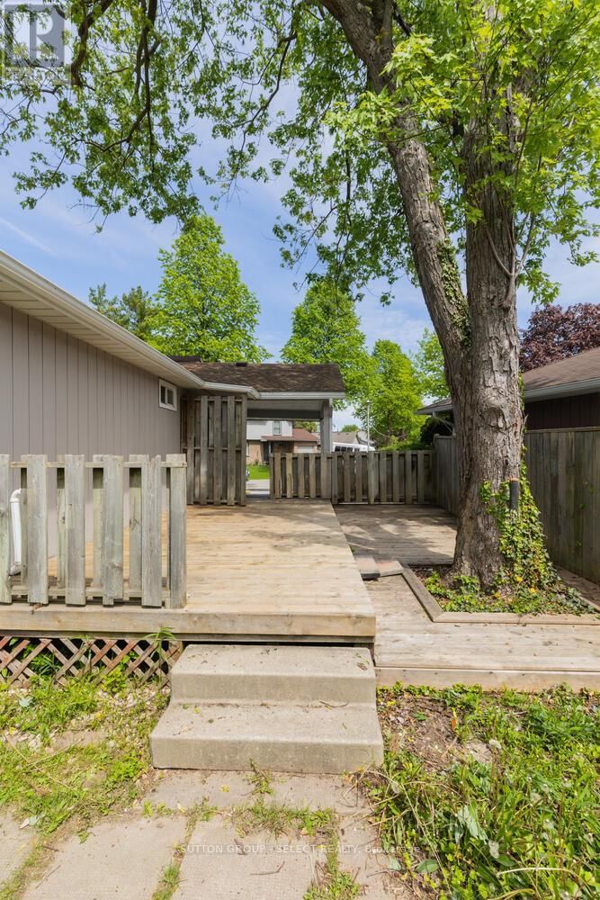 74 ARCHER CRESCENT Image 45
