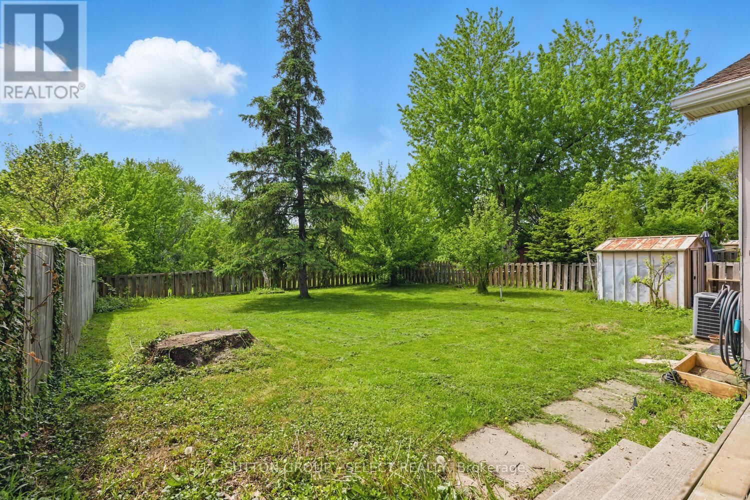 74 ARCHER CRESCENT Image 47