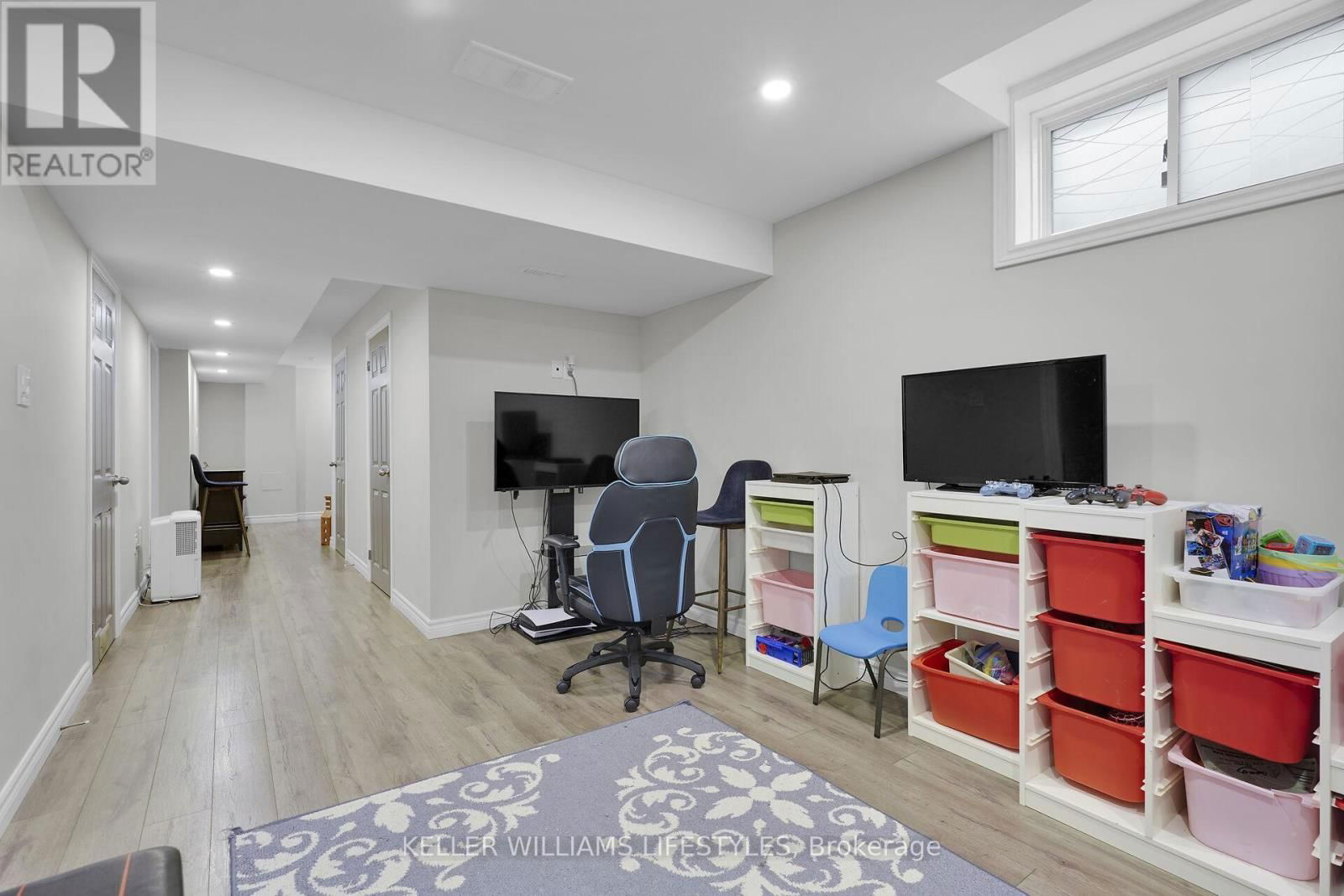 1226 DARNLEY BOULEVARD Image 32