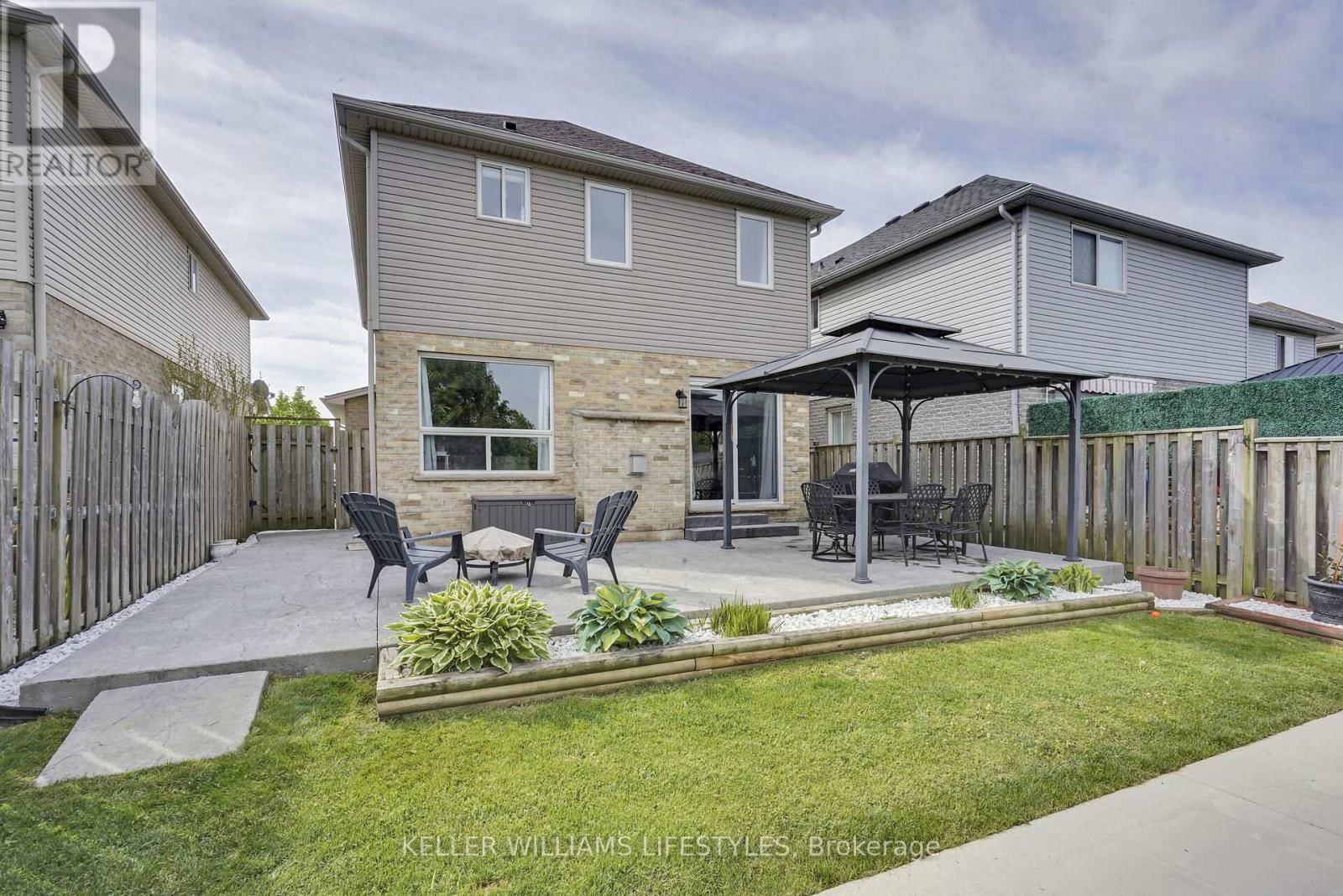 1226 DARNLEY BOULEVARD Image 40