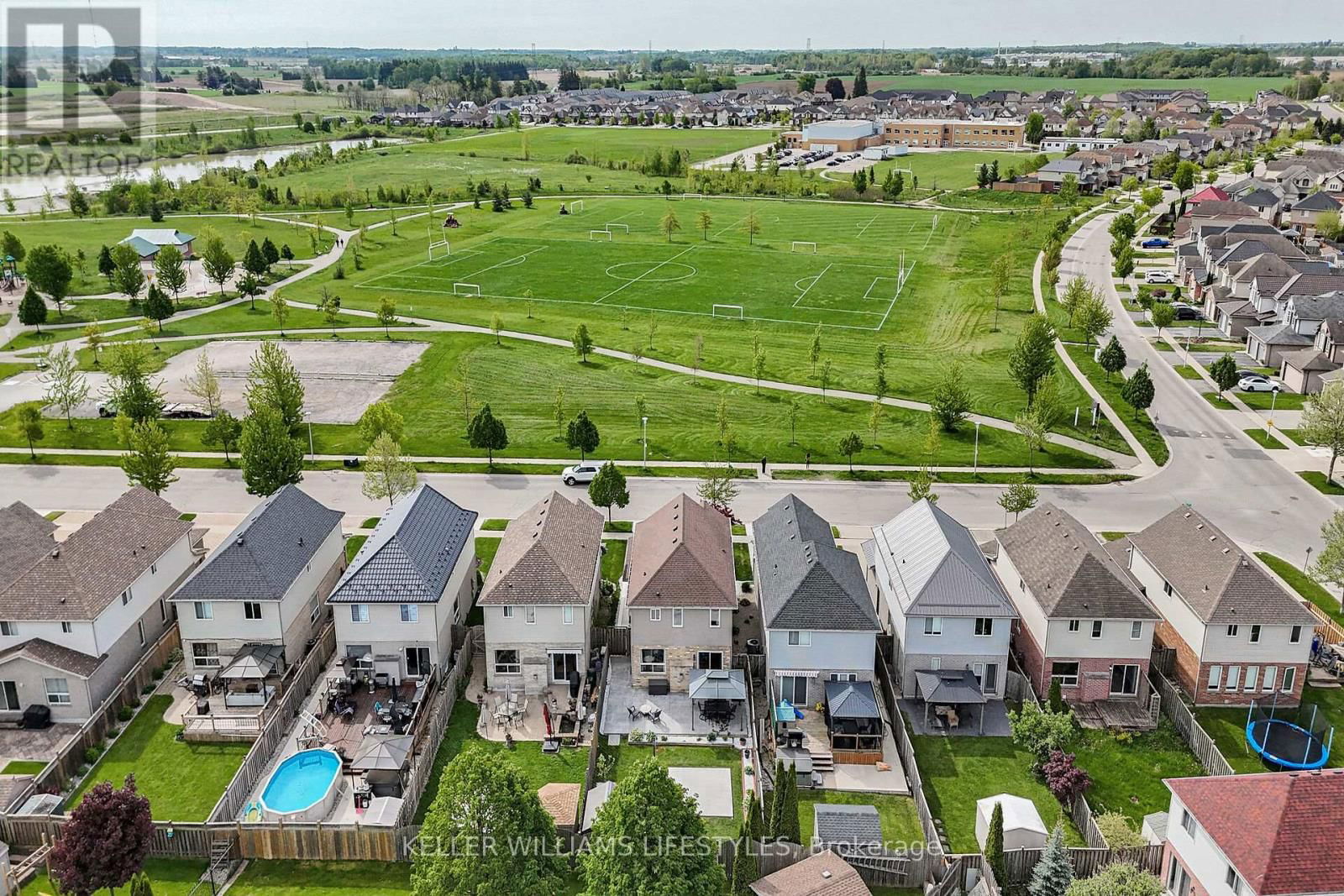 1226 DARNLEY BOULEVARD Image 44