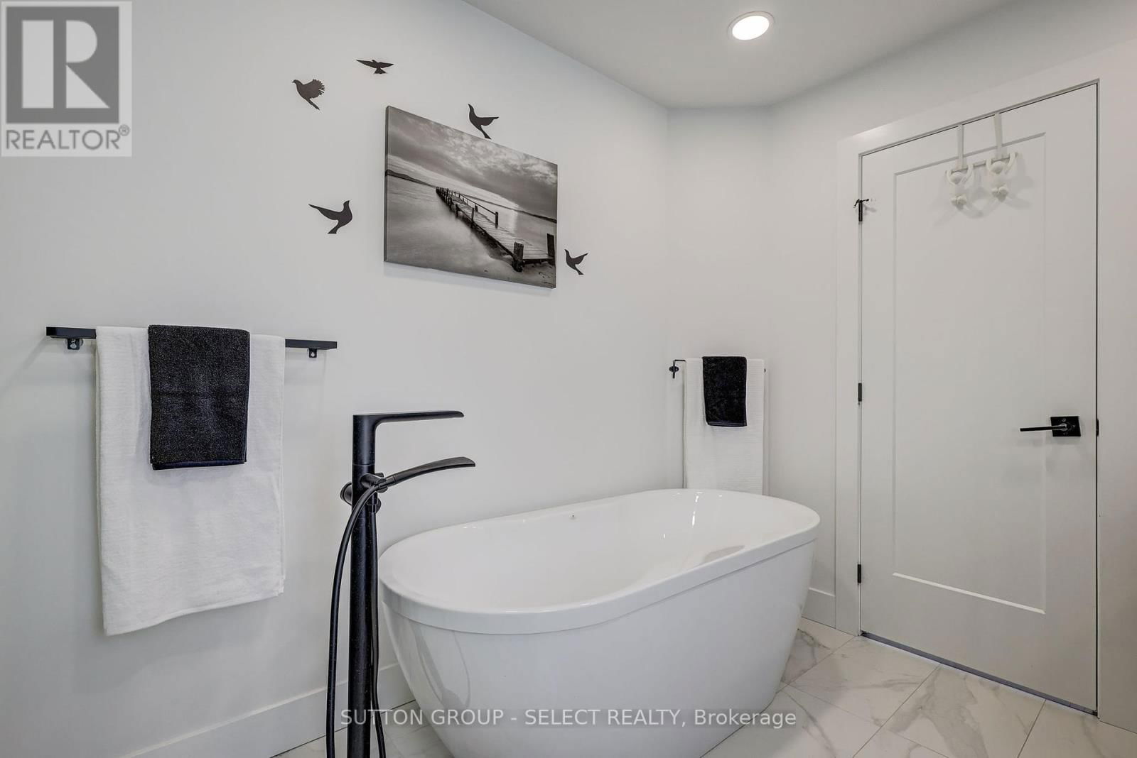 144 WINLOW WAY Image 30