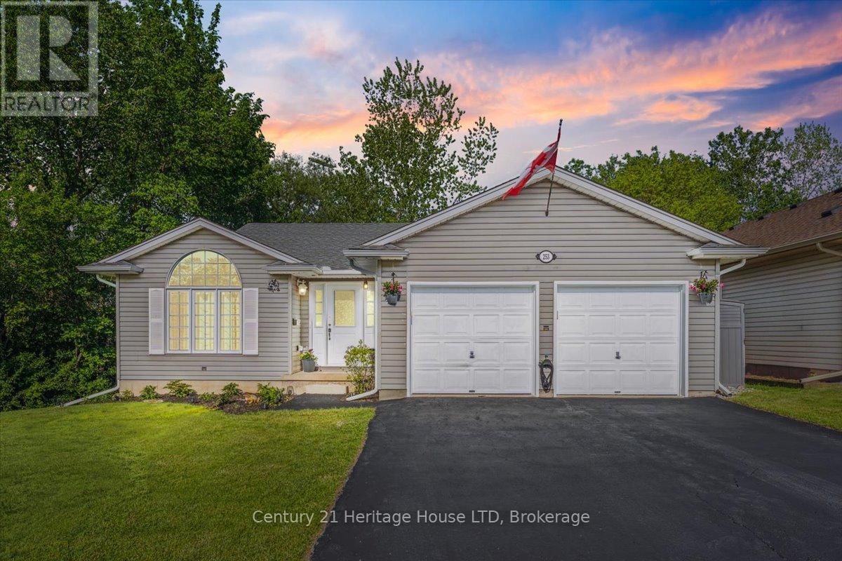 253 ST LAWRENCE DRIVE Image 2