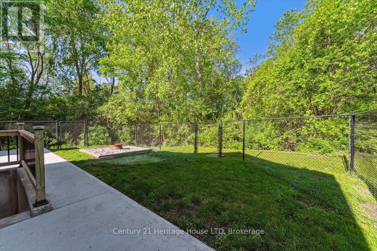 253 ST LAWRENCE DRIVE Image 35