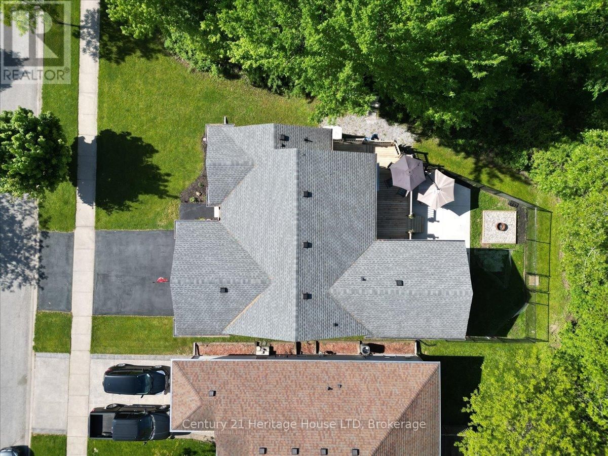 253 ST LAWRENCE DRIVE Image 38