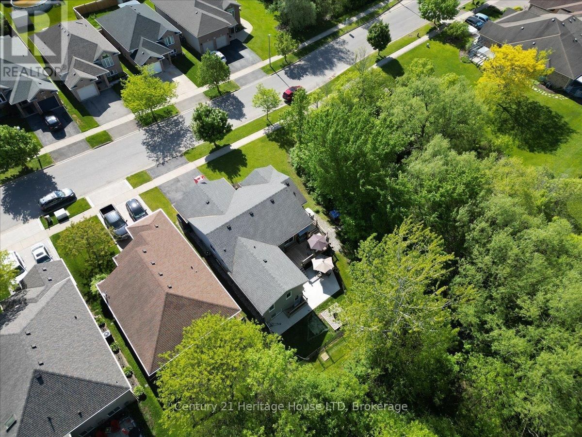 253 ST LAWRENCE DRIVE Image 41
