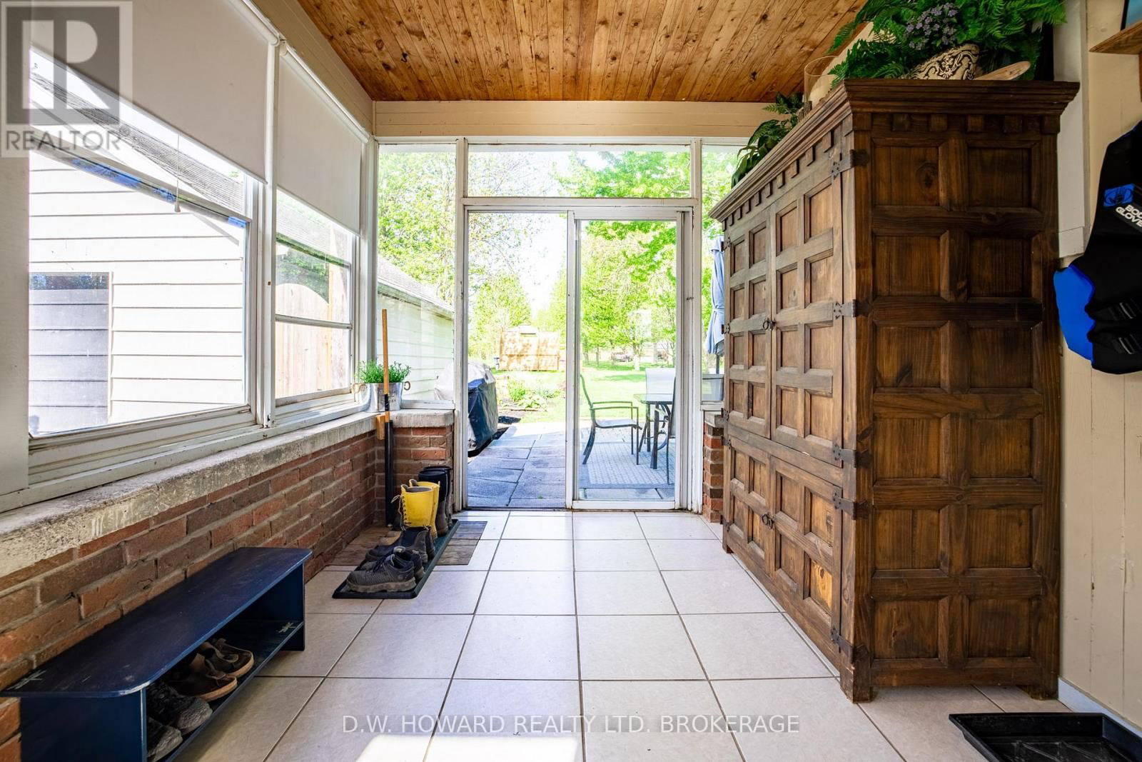 972 SILVER BAY ROAD Image 24
