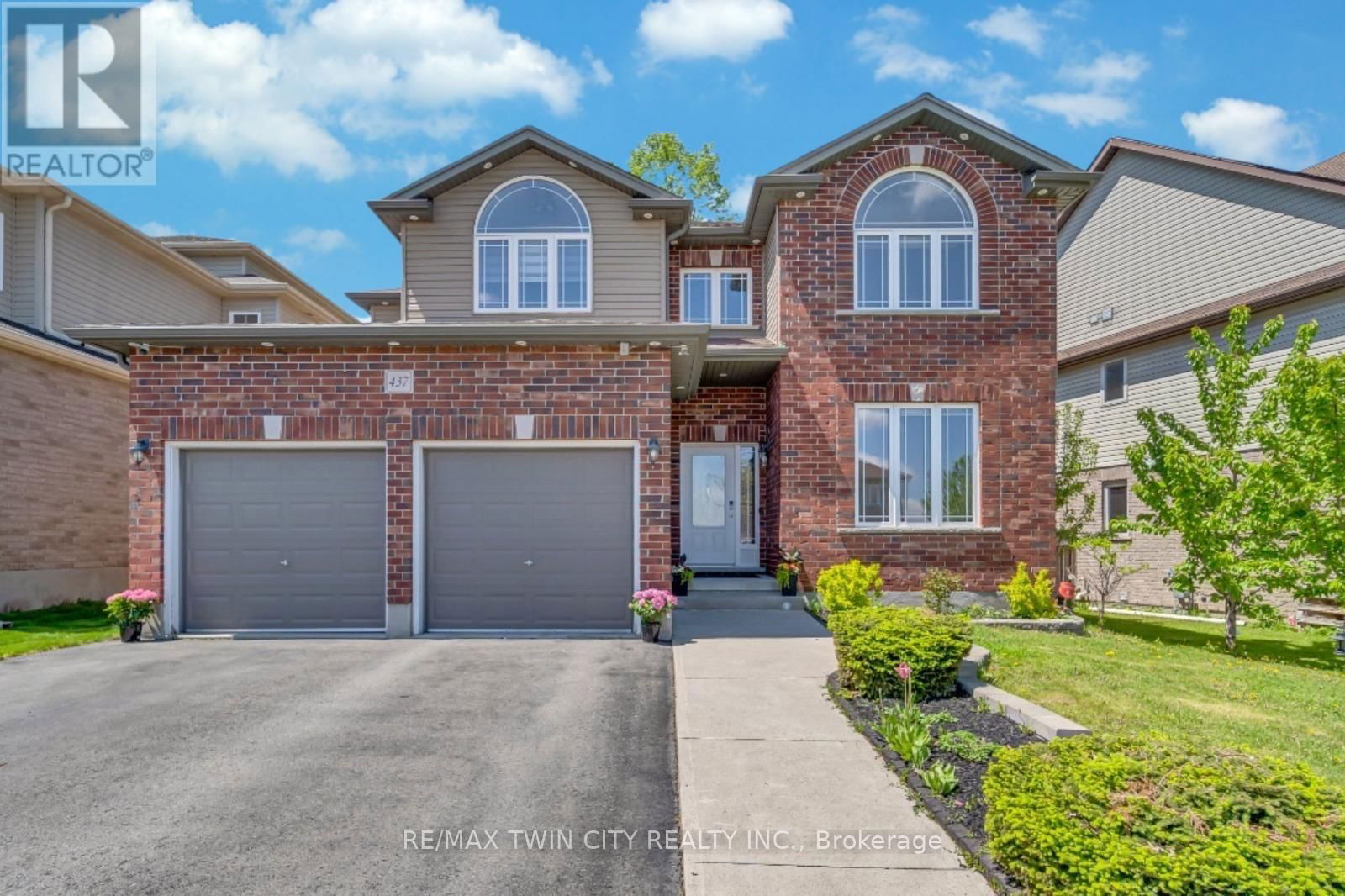437 ZELLER DRIVE Image 1