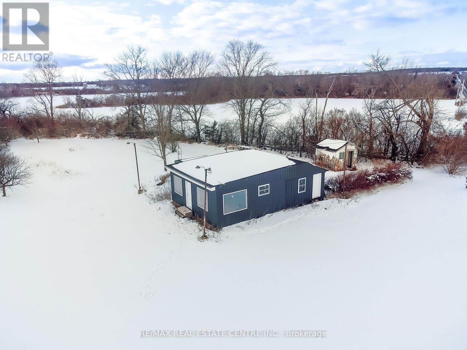 11 MELVILLE ROAD Image 12