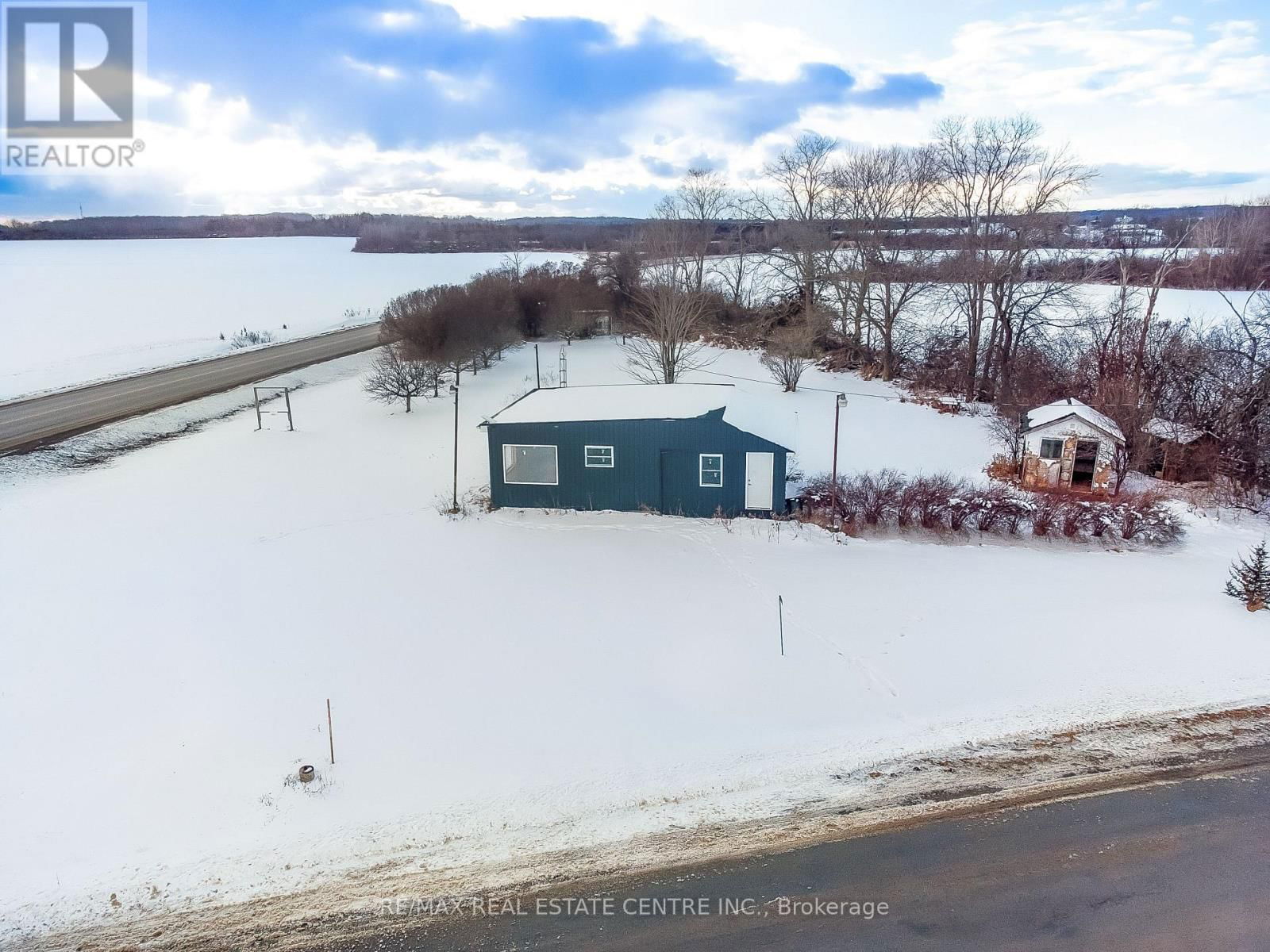 11 MELVILLE ROAD Image 8