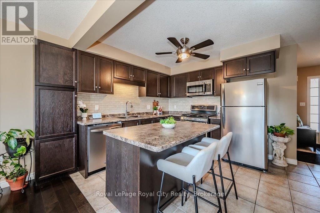 4 - 361 ARKELL ROAD Image 1