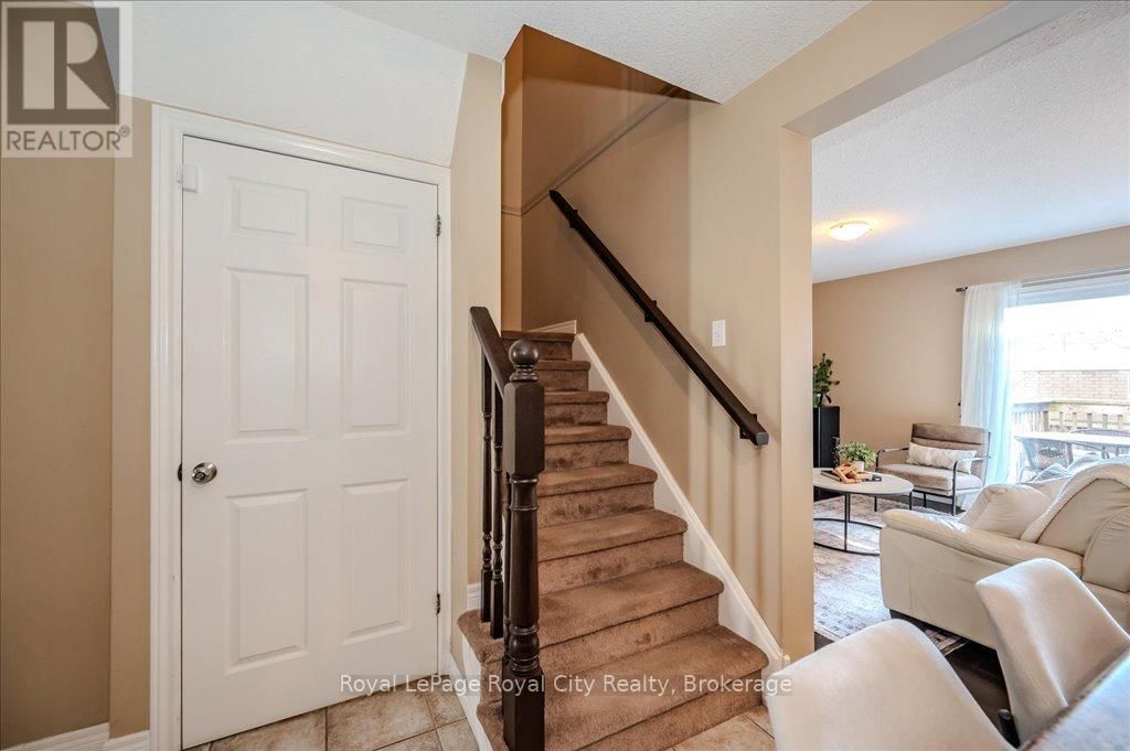 4 - 361 ARKELL ROAD Image 20