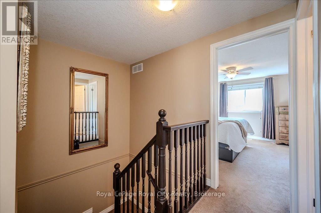 4 - 361 ARKELL ROAD Image 21