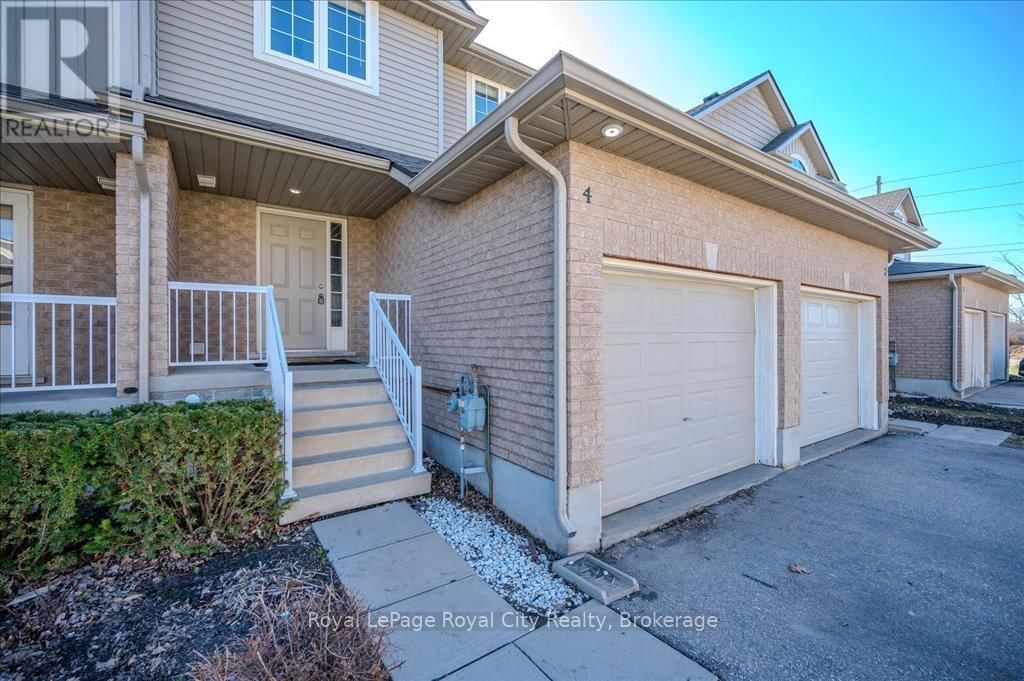 4 - 361 ARKELL ROAD Image 5