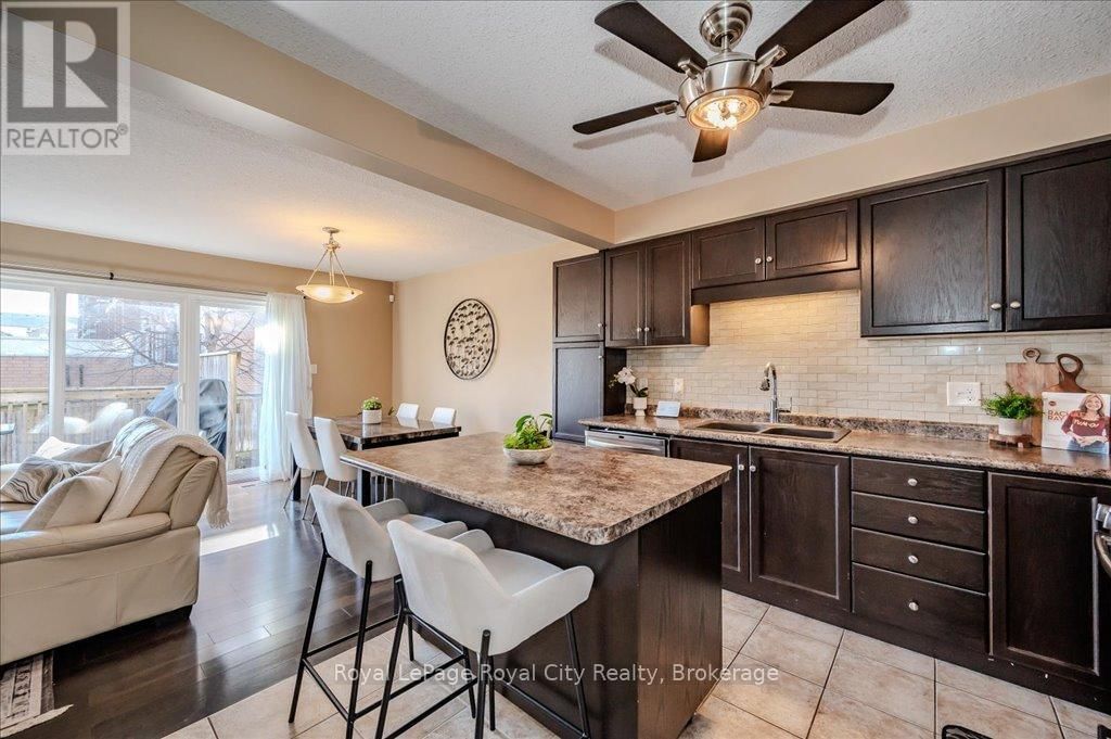 4 - 361 ARKELL ROAD Image 8