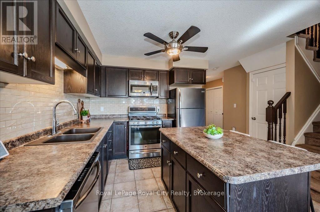4 - 361 ARKELL ROAD Image 9