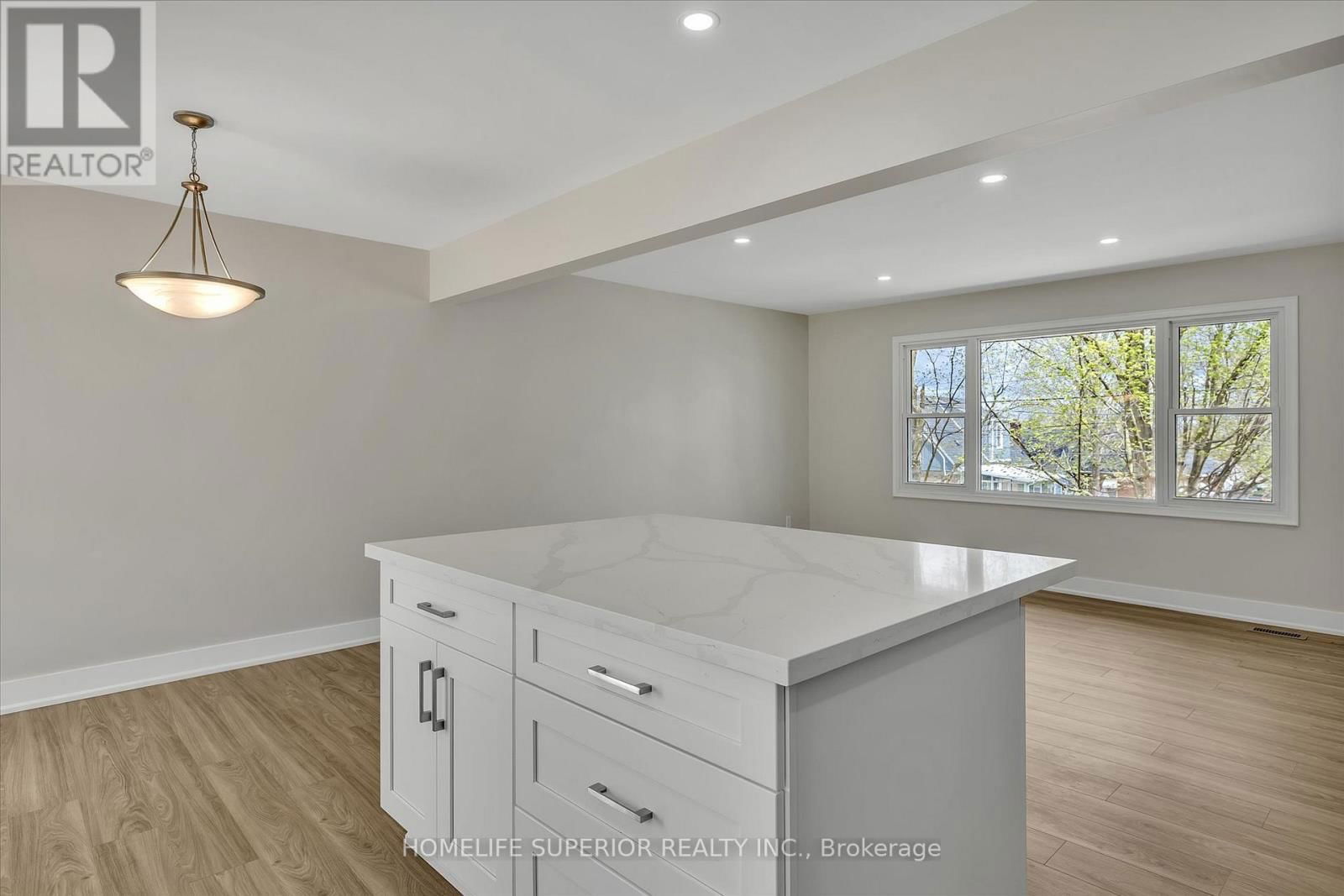 1243 ALBERTUS AVENUE Image 13