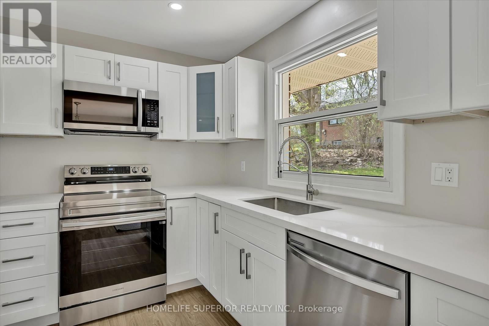 1243 ALBERTUS AVENUE Image 14
