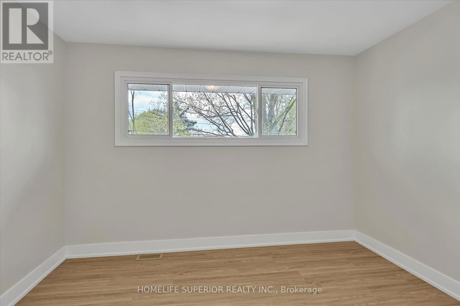 1243 ALBERTUS AVENUE Image 17