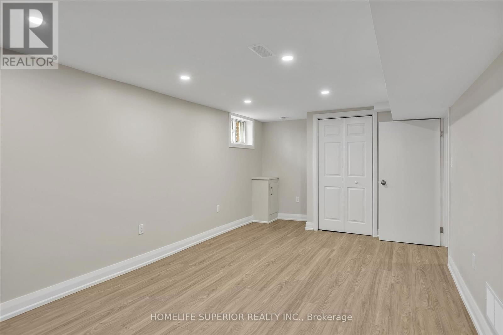 1243 ALBERTUS AVENUE Image 29