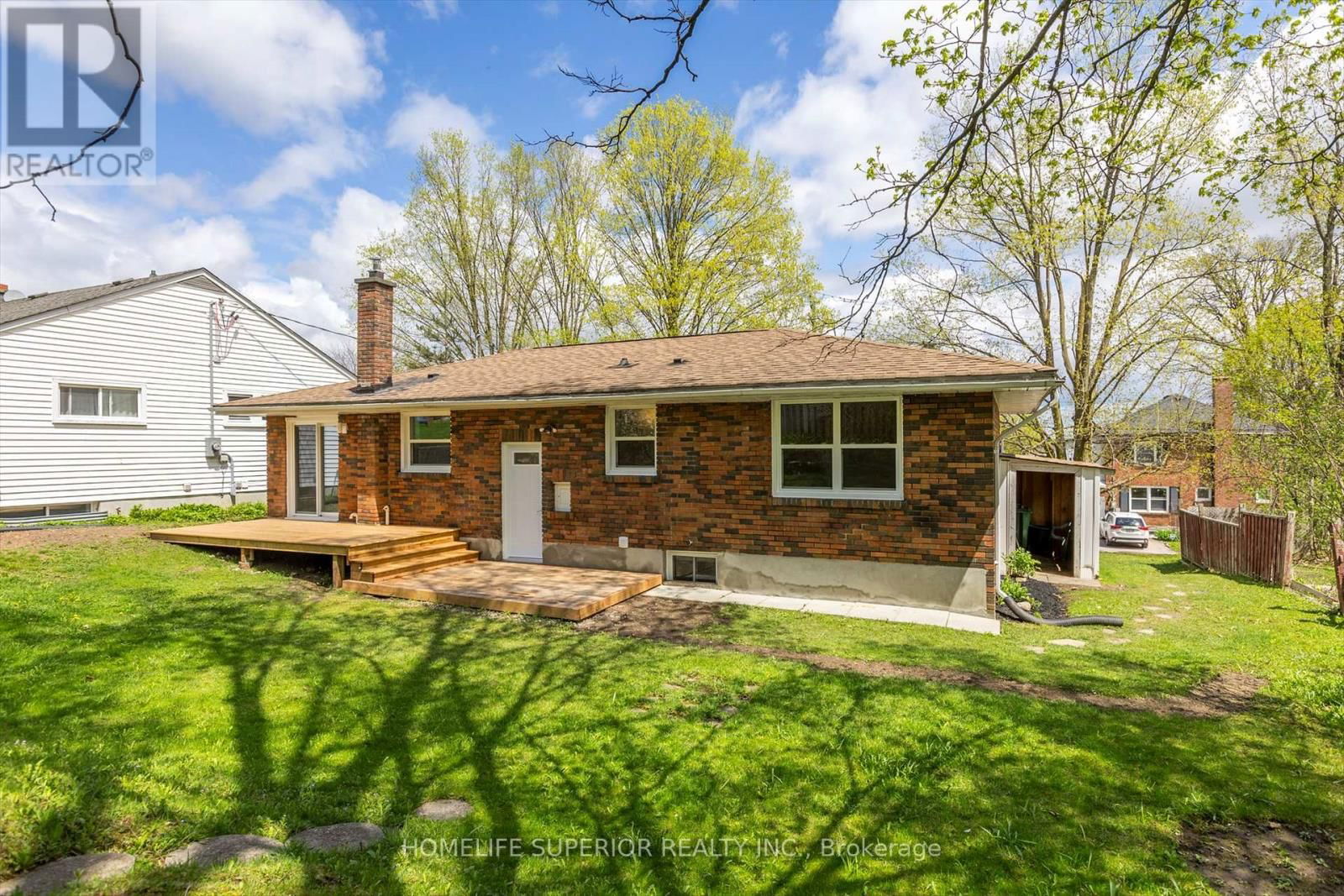 1243 ALBERTUS AVENUE Image 38