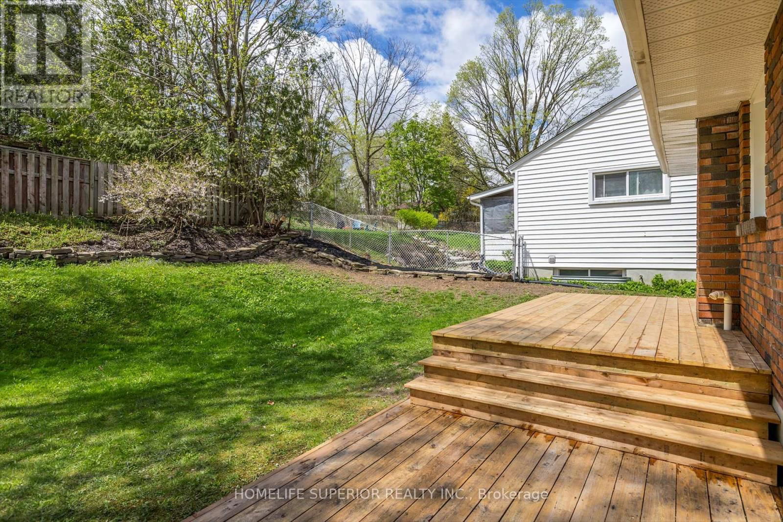 1243 ALBERTUS AVENUE Image 40
