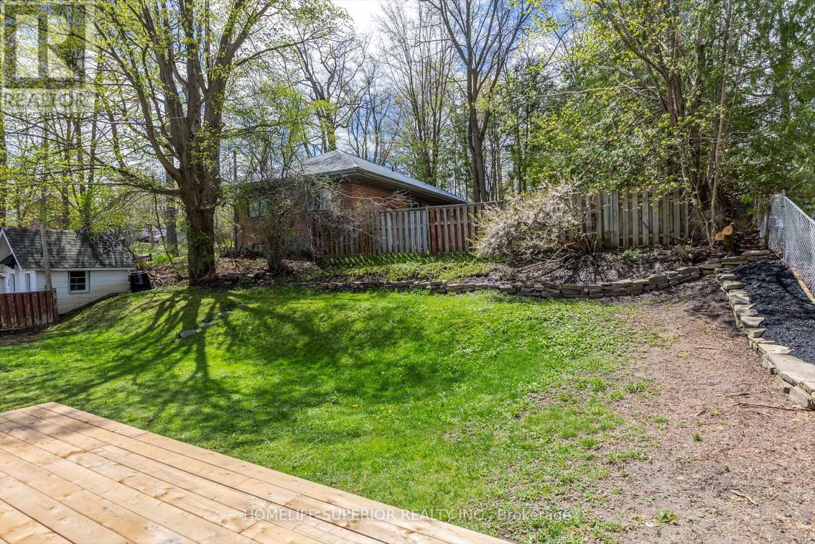 1243 ALBERTUS AVENUE Image 42