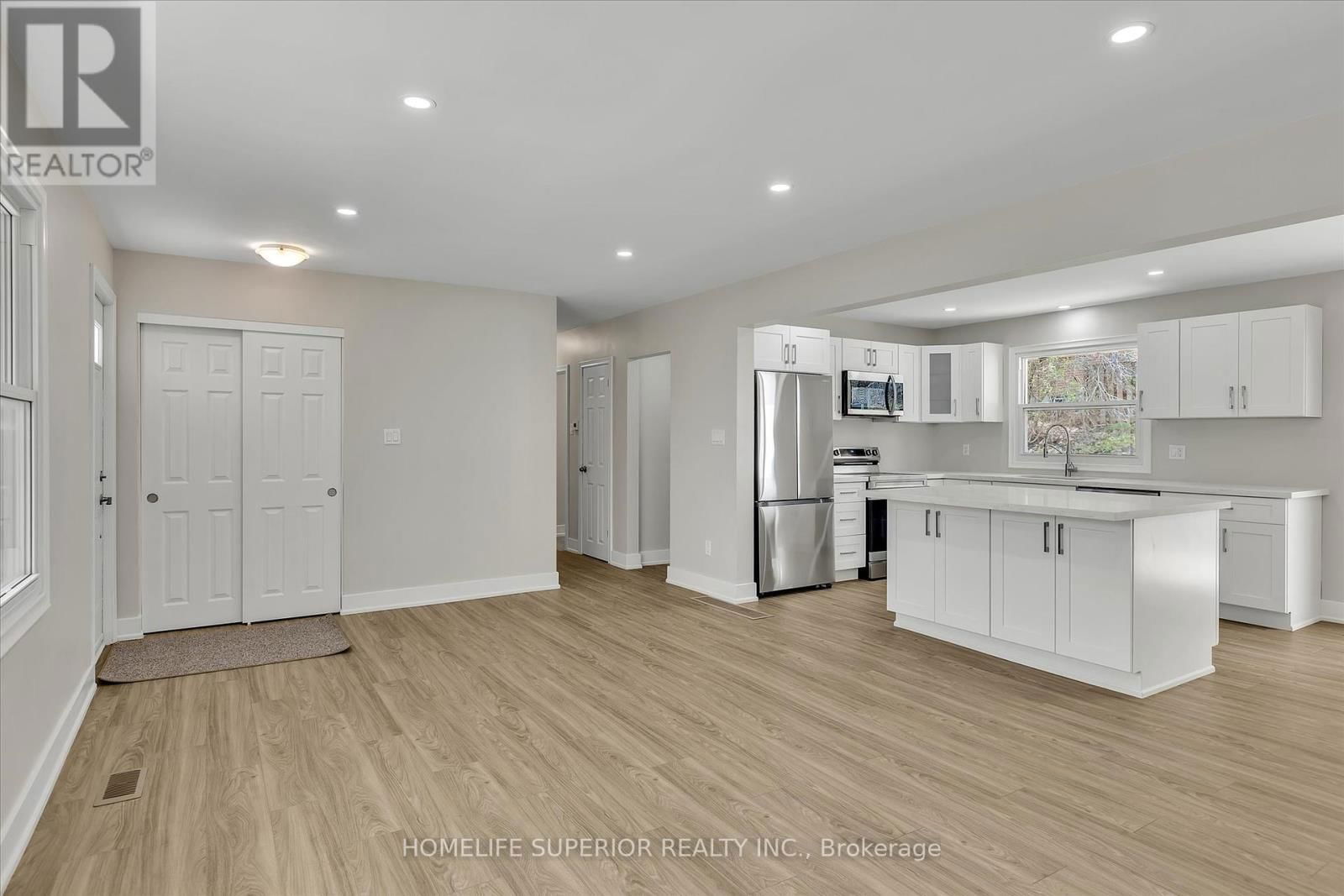 1243 ALBERTUS AVENUE Image 8
