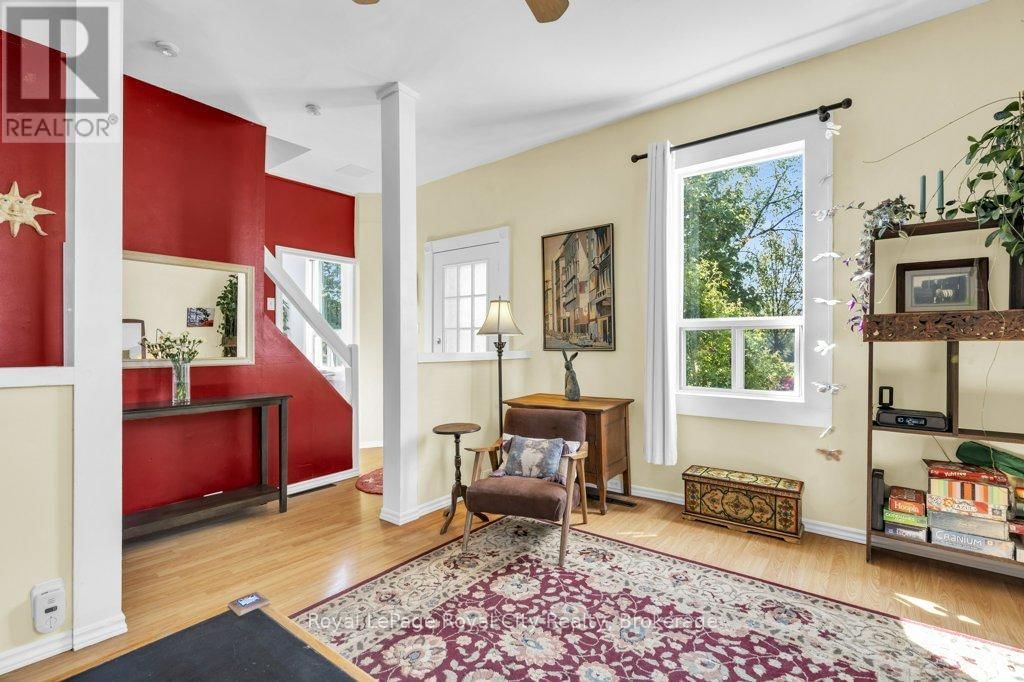 110 YORK ROAD Image 11