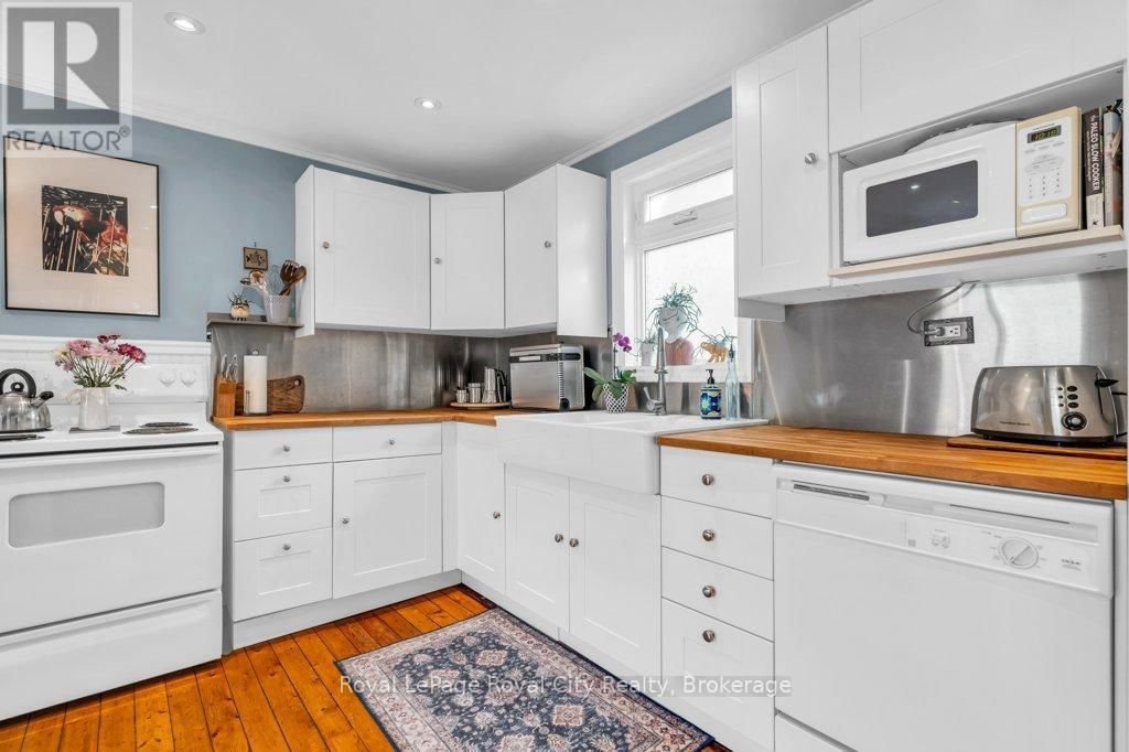 110 YORK ROAD Image 13