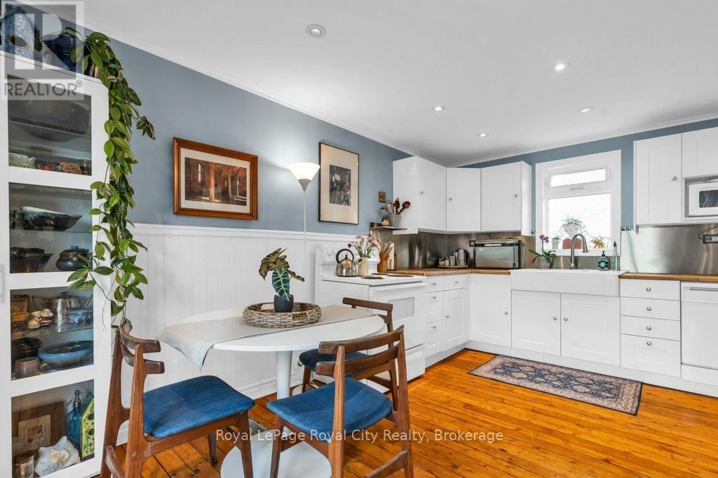 110 YORK ROAD Image 14