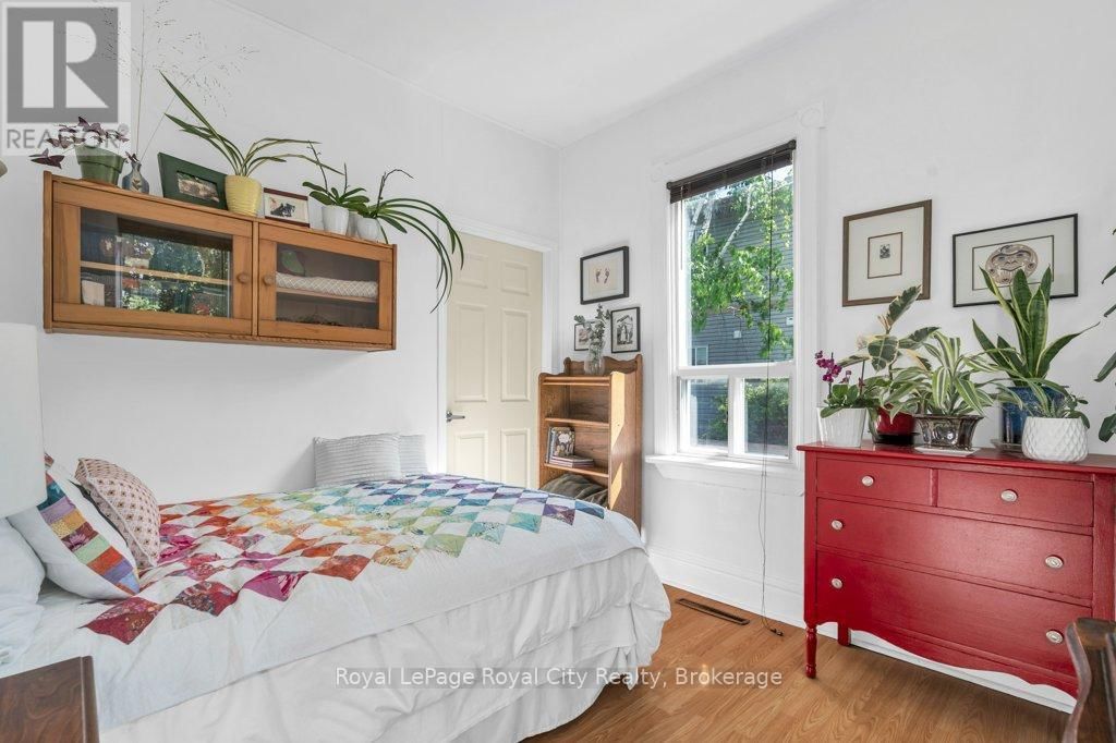 110 YORK ROAD Image 19
