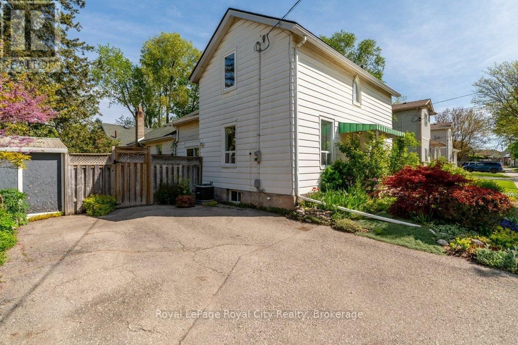 110 YORK ROAD Image 30