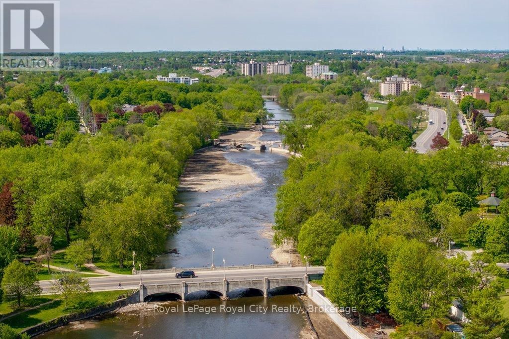 110 YORK ROAD Image 6