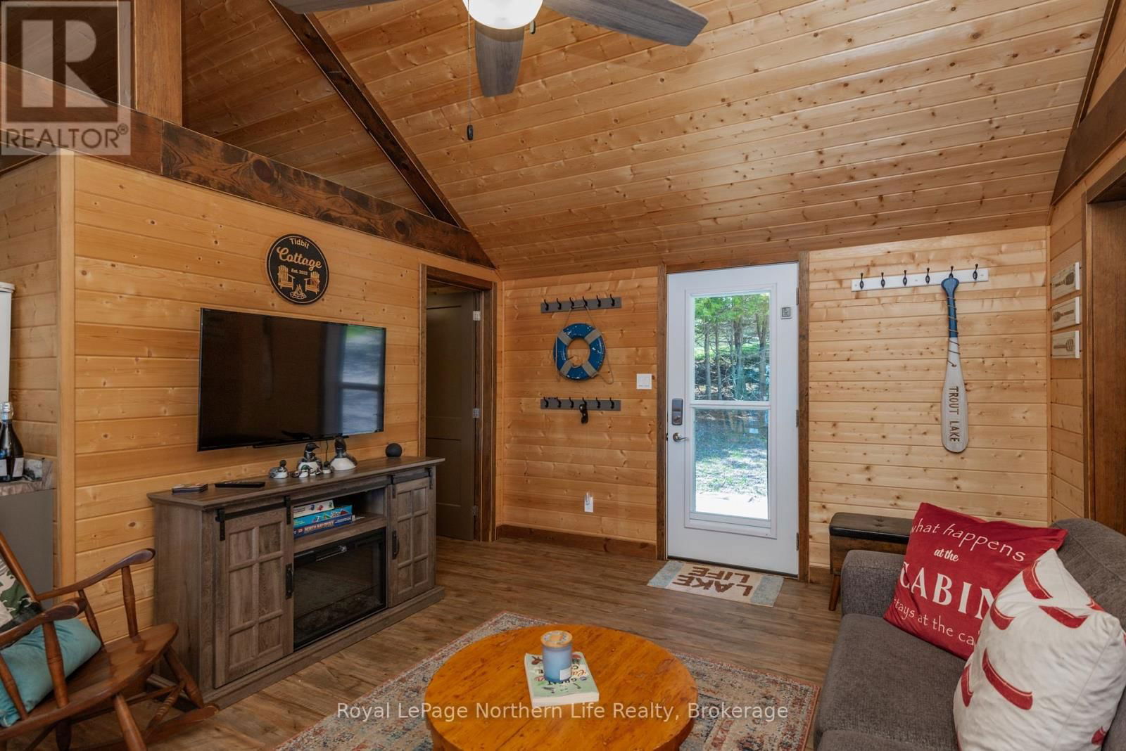 2251 PENINSULA ROAD Image 10